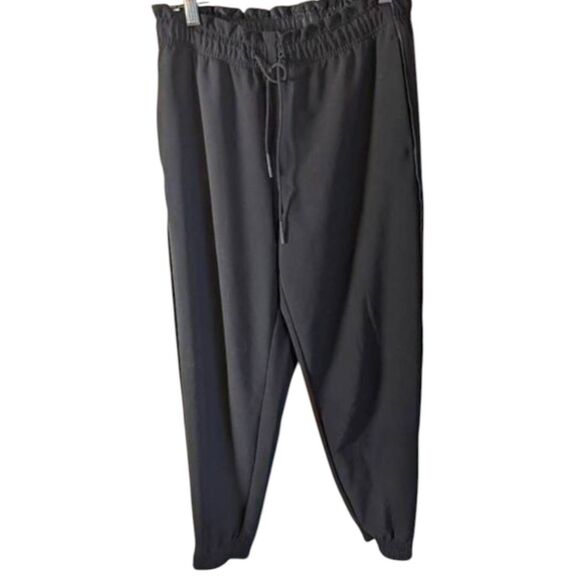 ATHLETA Metropolis Jogger In Black Size 2 - Picture 3 of 4